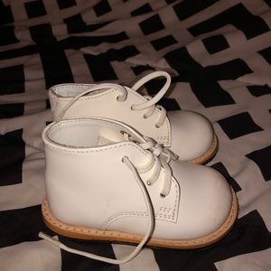 Infant walking shoes